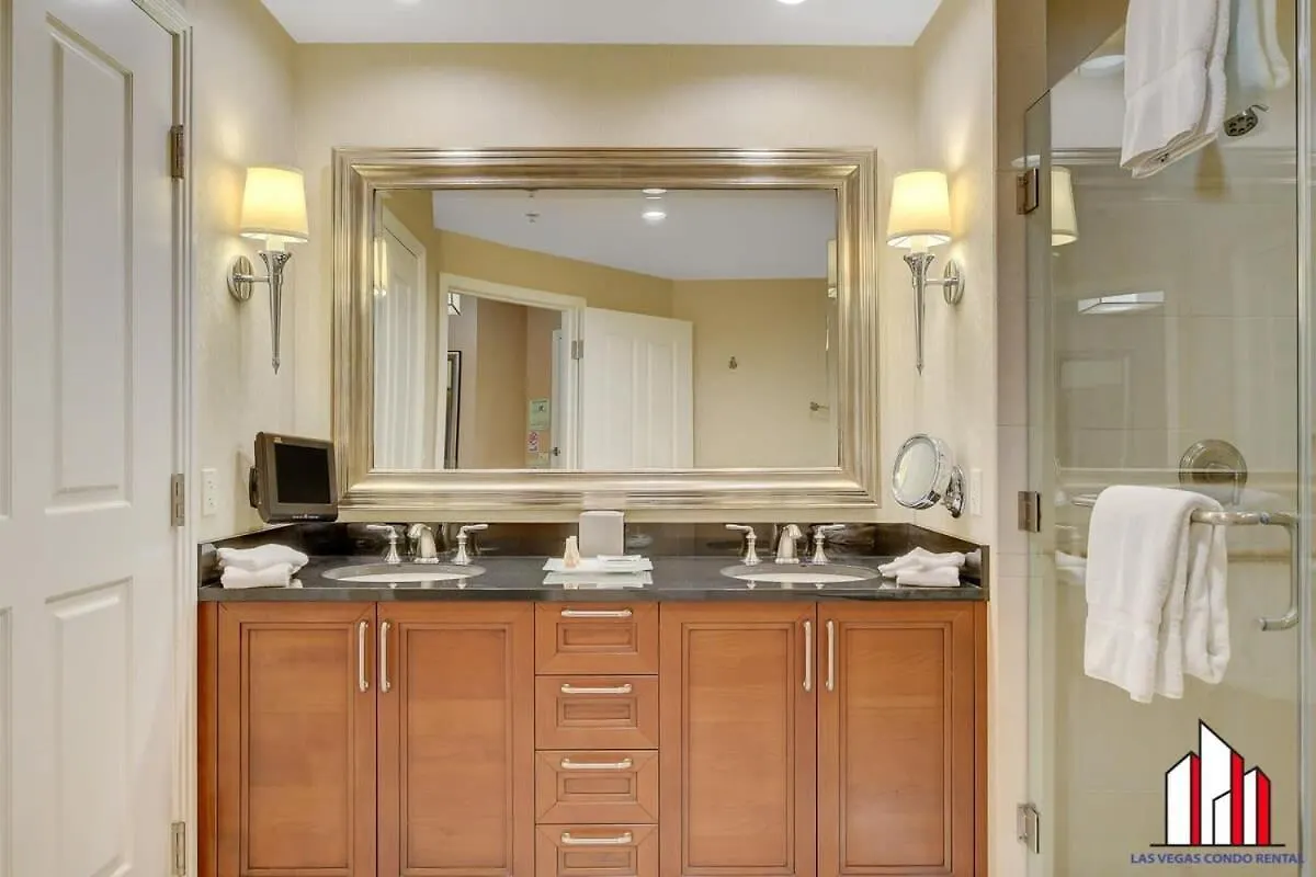 Signature 2Br3Ba Balcony Combo Units 18-701 And 03 Las Vegas 0*,
