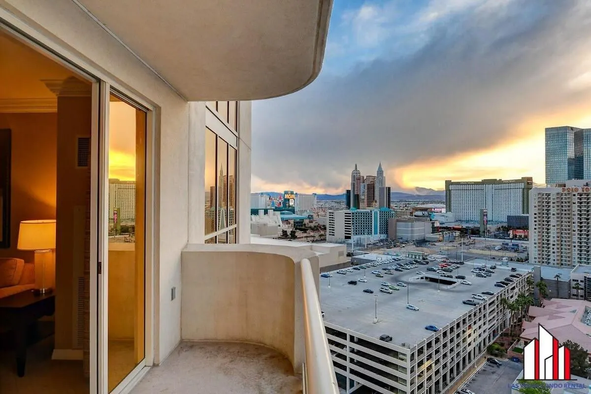Signature 2Br3Ba Balcony Combo Units 18-701 And 03 Las Vegas USA