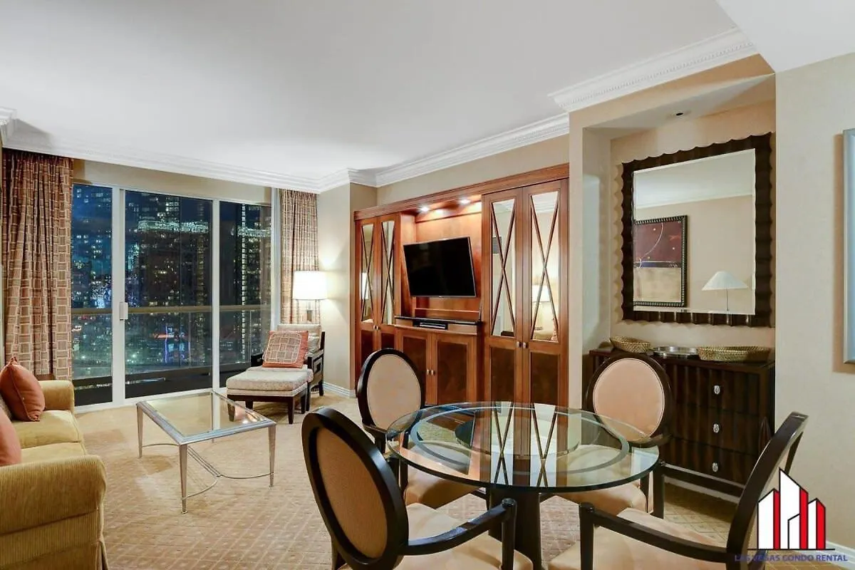 Signature 2Br3Ba Balcony Combo Units 18-701 And 03 Las Vegas Semesterbostad