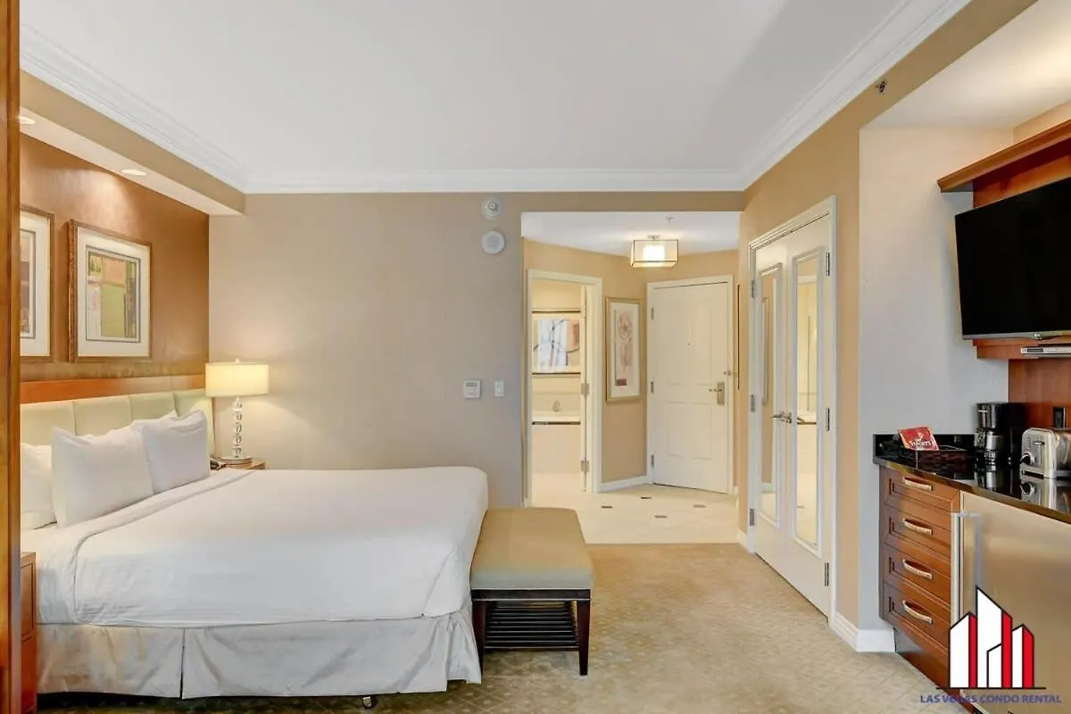 Signature 2Br3Ba Balcony Combo Units 18-701 And 03 Las Vegas