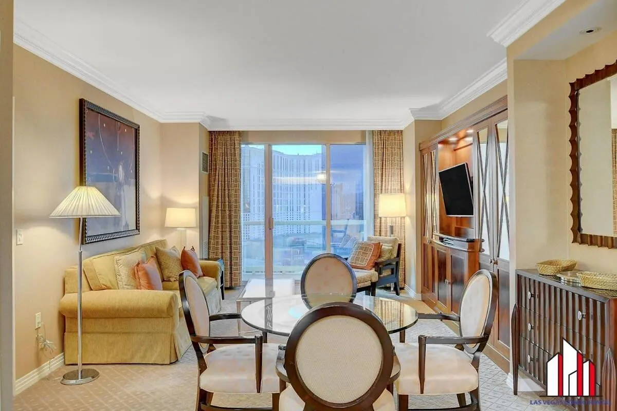 Signature 2Br3Ba Balcony Combo Units 18-701 And 03 Las Vegas