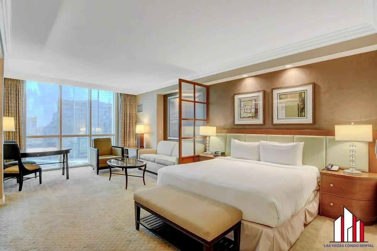 Signature 2Br3Ba Balcony Combo Units 18-701 And 03 Las Vegas