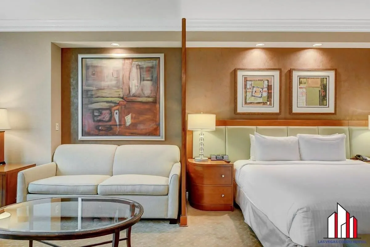 Signature 2Br3Ba Balcony Combo Units 18-701 And 03 Las Vegas